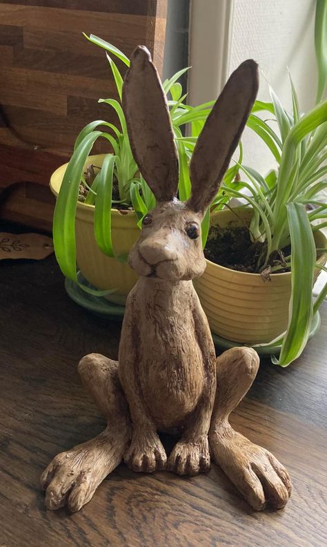 Rabbit Pottery Ideas, Pottery Hare, Ceramic Animals Sculpture, Clay Rabbits, Bunny Sculpture, Garden Animal Statues, Ceramic Rabbit, Bunny Statue, Ceramic Sculpture Figurative