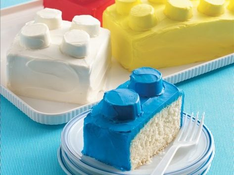 Lego Cupcakes, Lego Birthday Cake, Betty Crocker Cake, Resipi Kek, Party Bites, Baking School, Festive Food, Fun Cakes, Lego Cake