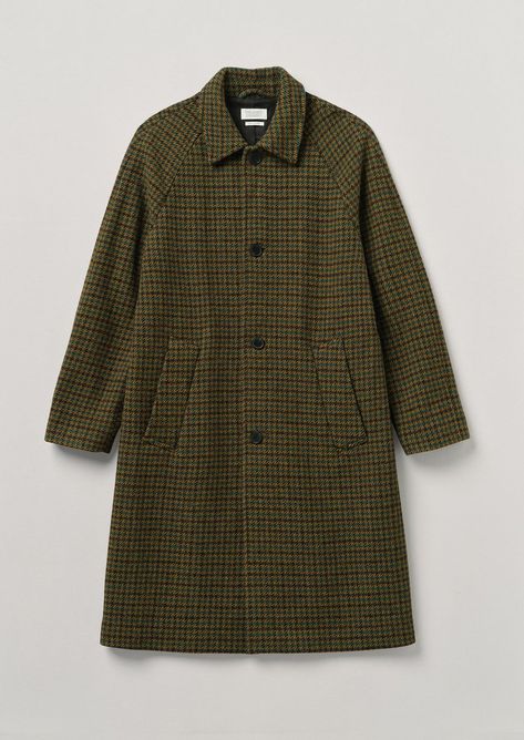 Green Carhartt Jacket, Raglan Coat, Coaches Jacket, Houndstooth Coat, Simple Clothing, Carhartt Jacket, Plaid Coat, Workwear Fashion, Wool Coat