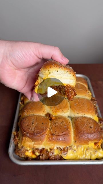 Brian Gerwig on Instagram: "Remember your childhood with these sloppy Joe sliders. These were so good! Recipe ⤵️  * Cook 1 lb of ground beef, seasoning with your favorite all purpose rub  * Once your beef is cooked, remove it from your pan and add 1 diced onion and 3-4 garlic cloves * Once it becomes soft and translucent, add your beef back in  * Add in 3-4 Tbsp of tomato paste, 2 Tbsp apple cider vinegar, 2 Tbsp Worcestershire, 2 Tbsp mustard and 1 cup beef broth  * Mix until it’s combine and the consistently you like. The longer you cook, the thicker it’ll become  * Using @kingshawaiian Original Hawaiian Sweet Rolls, add mayo, cheese, sloppy Joe mixture, more cheese and the top buns * Brush with garlic butter and place them in the oven at 350° until the cheese melts * Pro tip: toast your Brisket Sliders Hawaiian Rolls, Ground Beef Sliders Hawaiian Rolls, Sloppy Joe Sliders Hawaiian Rolls, How To Make Sliders, Sloppy Joe Sliders, Ground Beef Sliders, Beef Seasoning, Sliders Recipes Hawaiian Rolls, Sloppy Joes Sliders