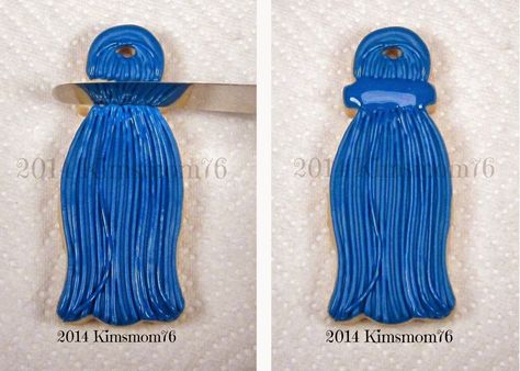 Kimsmom76: May 2014 Graduation Tassel, Graduation Cookies, Sugar Cookie Royal Icing, Simple Line Drawings, Cookie Tutorials, Hang Tags, Sugar Cookies Decorated, Make And Sell, Cookie Decorating