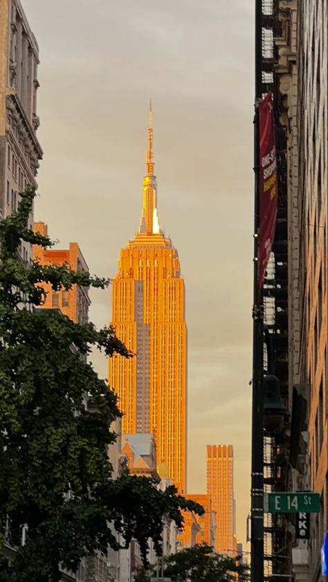 #newyorkcity, #empirestate, #goldenhour, #aesthetic, #minimal, #wallpaper
#aesthetic Nyc Baby, After The Rain, Aesthetically Pleasing, Empire State, Empire State Building, Golden Hour, The Rain, New York, Hotel