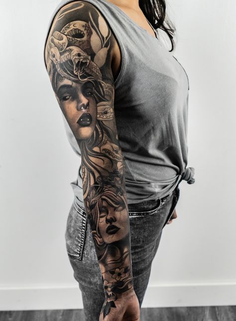 Medusa Sleeve Tattoos For Women, Athena Tattoo, Half Sleeve Tattoo Stencils, Chicanas Tattoo, Medusa Tattoo Design, Greek Mythology Tattoos, Tattoos For Women Half Sleeve, Mythology Tattoos, Medusa Tattoo