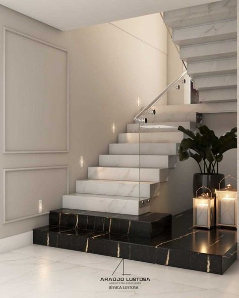 Hall Stairs And Landing Decor, Landing Decor, Stair Railing Makeover, Staircase Interior Design, Staircase Design Modern, Stairs Design Interior, Stairs In Living Room, Living Room Decor Gray, Stair Remodel