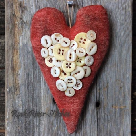 Primitive Valentine Crafts, Primitive Valentine Decor, Valentine Goodies, Primitive Valentine, Rustic Valentine, Rock River, Diy Valentines Decorations, Craft Images, Rustic Crafts