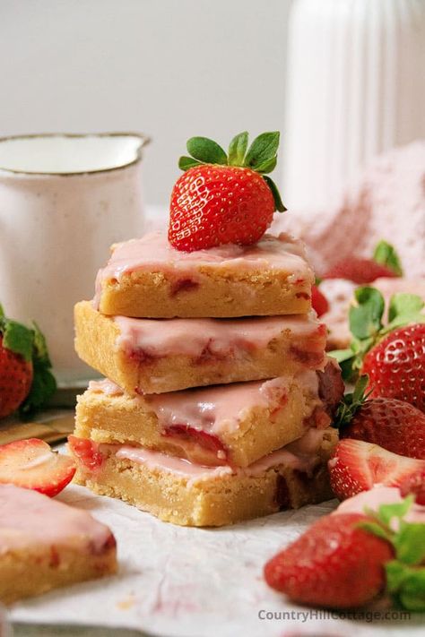 Strawberry Blonde Brownies, Strawberry Blondes Dessert, Pink Blondies, Strawberry Blondies Recipe, Strawberry Cheesecake Blondies, Dessert Imposters, Strawberry White Chocolate Blondies, Strawberry Lemon Blondies, Strawberry Blondies