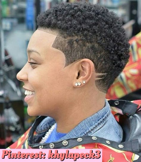 Barber Haircuts, Natural Haircuts, Short Natural Haircuts, Short Hair Designs, Short Natural Hairstyles, Shaved Hair Designs, Tapered Natural Hair, Tapered Hair, Natural Hair Cuts