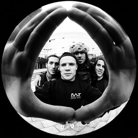 Fisheye Photography, Eye Band, Band Photoshoot, John Frusciante, Anthony Kiedis, Photos Of Eyes, Hottest Chili Pepper, Fish Eye, Fish Eye Lens