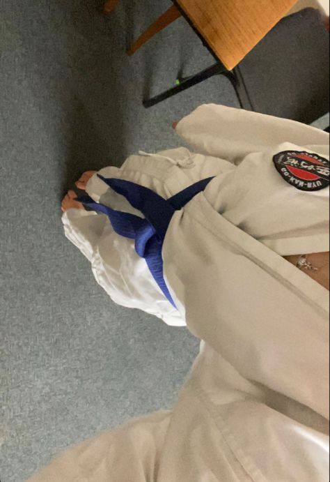 Blue Belt Karate, Blue Belt Taekwondo, Brown Belt Karate, Jiu Jitsu Aesthetic, Blue Belt Bjj, Blue Belt Jiu Jitsu, Belts Aesthetic, Taekwondo Belts, Taekwondo Girl