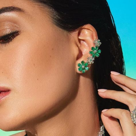 Diamantina Fine Jewels on Instagram: "Diamantina Bridal 2024 Floral elegance takes an edgy twist with distinct ear cuffs, paired perfectly with a classic diamond choker and an emerald drop necklace for a timeless touch ✨ Outfit: @adabymehar Styling: @spacemuffin27 Photography: @sheldon.santos Muse: @woods.india Make up: @vrushti_harkare Hair: @devendra.pushpa #DiamantinaFineJewels . . . The contents of this post, and their intellectual property rights are exclusively owned by Diamantina Fine Jewels LLP. Any unauthorised use thereof shall attract requisite legal consequences. Emeralds, diamonds, high jewellery, high fashion" Bridal 2024, Diamond Ear Cuff, Property Rights, Diamond Choker, Intellectual Property, Fine Jewels, Ear Cuffs, Drop Necklace, Diamond Jewellery