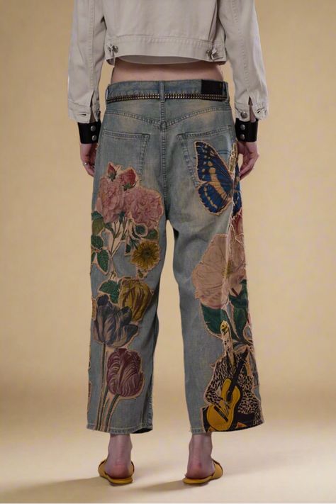 Wide leg denim jean with a cropped length featuring pleats at the waist and darts at the knee & all-over applique detail. Built with 2x1 Japanese denim made with Zimbabwe cotton. 100% cotton, 8oz. 100% COTTON Applique Jeans, Japanese Denim, Zimbabwe, Wide Leg Denim, Denim Jean, The Knee, Denim Jeans, Wide Leg