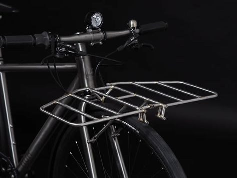 VOLARE: OUR NEW COOL FOLDABLE FRONT RACK Bicycle Front Rack, Bike Front Rack, Foldable Bike, Foldable Bikes, Bicycle Rack, Bike Racks, On Vacation, Go Out, The Weekend