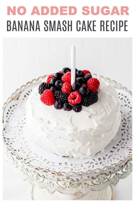 Celebrate a special family milestone with this beautiful birthday smash cake! If you're looking for a special cake recipe for your baby's birthday, this one right here is definitely for you. It's healthy and delicious, sweetened with banana and applesauce only and packed full of moisture! Also gluten-free and paleo-friendly. Click to follow the recipe! 6 Month Cake Recipe, Greek Yogurt Frosting Smash Cake, One Year Old Birthday Smash Cake, Whipped Cream Smash Cake, First Birthday Banana Cake, Healthy Cake Smash Recipe 1st Birthdays, One Year Old Smash Cake Recipe, Organic Smash Cake Recipe, Healthy Half Birthday Cake