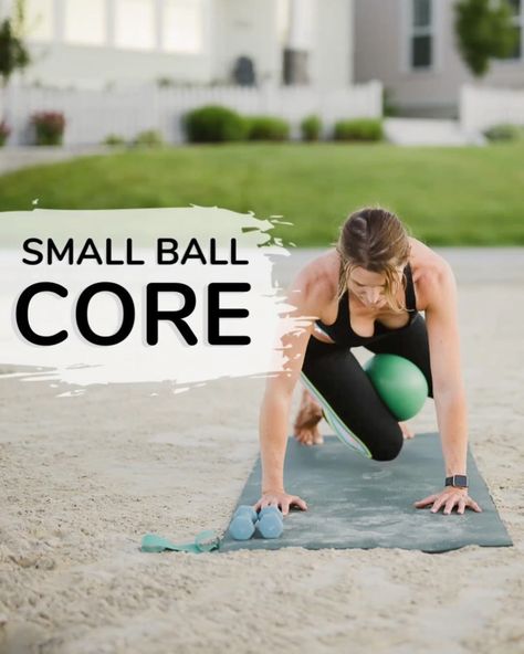 Pilates Friends, Bosu Workout, Pilates Workout Routine, Pilates Body, Core Work, Sweat Workout, Pilates Barre, Barre Workout, Fitness Instructor