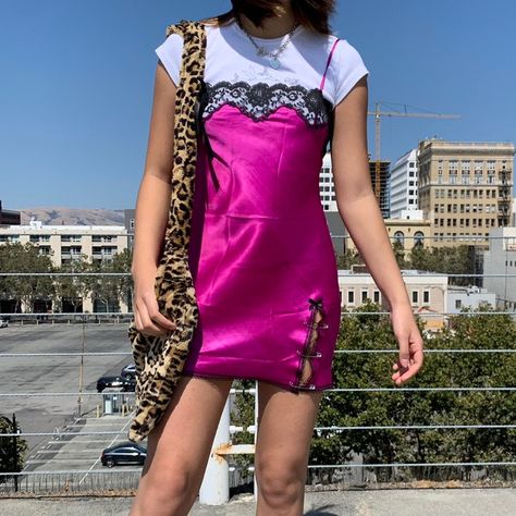 Magenta Clothes Aesthetic, Magenta Outfit Aesthetic, Magenta Aesthetic Outfit, Viva Magenta Aesthetic, Deep Magenta Aesthetic, Magenta Necklace, Baby Looney Tunes, Outfits Aesthetic, Victoria’s Secret