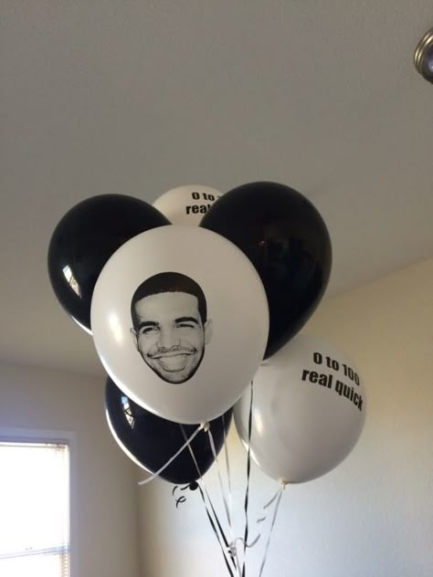 Drizzy Drake balloons Drake Party, Drake Birthday Party, Drake Birthday, Drake's Birthday, Drake Photos, Drake Drizzy, Champagne Papi, Drizzy Drake, Drake Graham