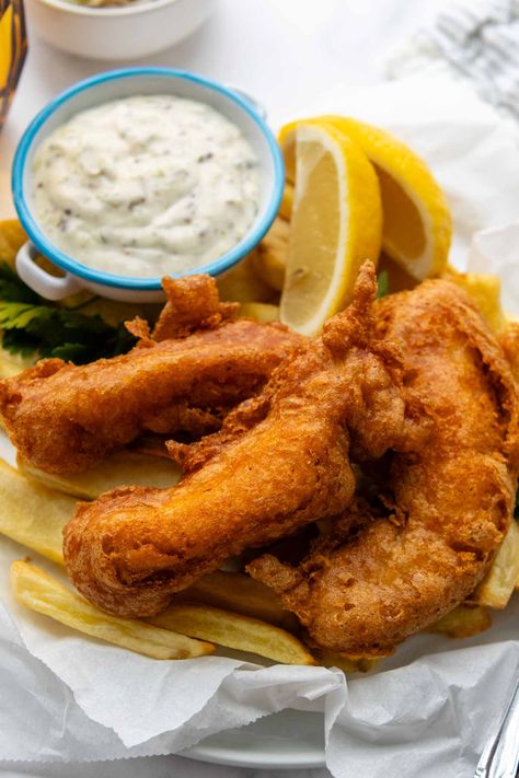 Crispy, Battered Gluten-Free Fried Fish Catfish Batter Recipe, Deep Fried Fish Batter, Gluten Free Fish Batter, Fried Fish And Chips, Gluten Free Fish And Chips, Fish And Chips Batter, Fried Tilapia Recipes, Gluten Free Fish Recipes, Fried Fish Batter