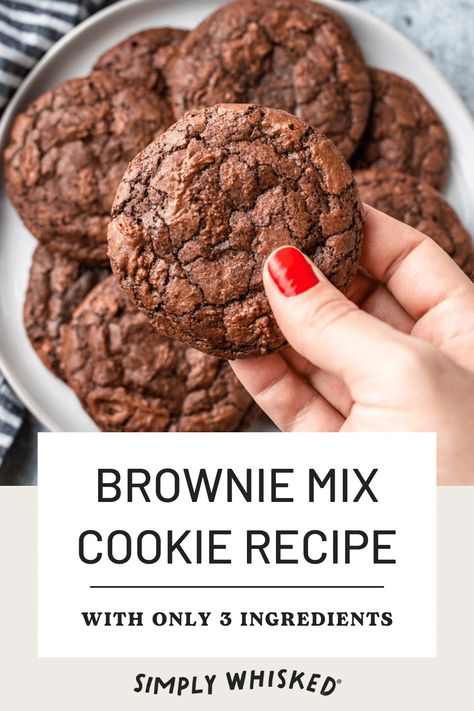 These easy brownie mix cookies are made from boxed mix with just 3 ingredients. Recipes don’t get easier than this, and the results are chewy, chocolate cookies with a fudge brownie texture. Brownie Texture, Pumpkin Cake Mix Cookies, Ghirardelli Brownie Mix, Best Ever Brownies, Brownie Mix Recipes, Brownie Mix Cookies, Easy Brownie, Chewy Chocolate Cookies, Cookie Brownie Recipe