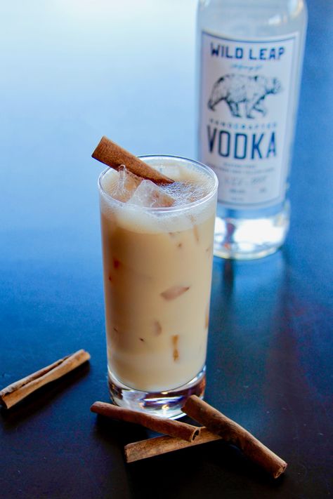 Try our Vanilla Chai cocktail made with Wild Leap Vodka, vanilla, chai tea, sweet liqueur, half & half and a dash of cinnamon! Vanilla Vodka Chai Tea, Vanilla Chai Vodka Drinks, Chai Vodka Cocktail, Vanilla Chai Cocktail, Chai Liqueur Recipe, Vanilla Liqueur Cocktails, Chai Alcoholic Drinks, Chai Cocktail Drinks, Cinnamon Vodka Cocktails