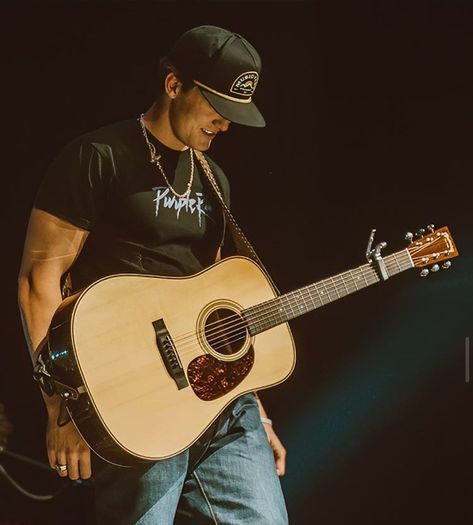 Parker Mccollum Tattoo, Parker Mccollum Aesthetic, Country Singer Aesthetic, Parker Mccollum, Iphone Background Inspiration, Singer Aesthetic, Texas Country Music, Widget Smith, Best Country Singers