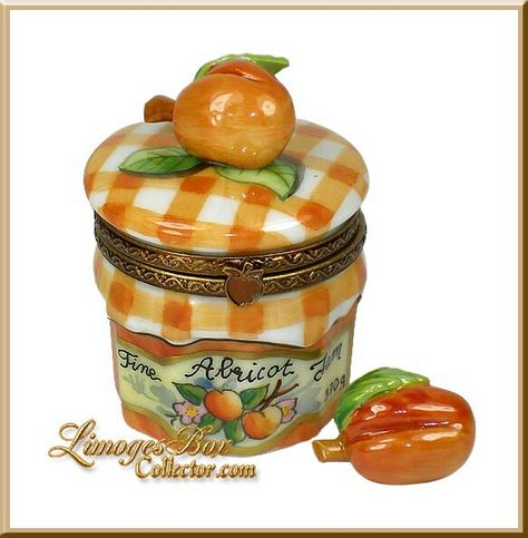 apricot French Porcelain, Apricot Jam, Limoges Boxes, Limoges Porcelain, Pretty Box, Limoges France, Cute Little Things, Pill Boxes, Treasure Boxes