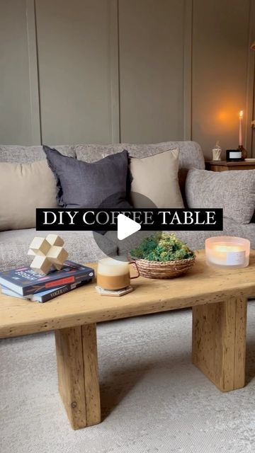 Abbey Brown - DIY | Reno | Upcycles | Styling on Instagram: "DIY COFFEE TABLE…   I absolutely love it 🙌 let me know what you think in the comments!   This was such an cheap easy and quick DIY that anybody could have ago at!! Both the wax and scaffolding board are from @bandq_uk   I’ve saved full details in my highlights, any questions give me a shout!   Happy Saturday 🤎  #diytable #diycoffeetable #coffeetabledecor #coffeetables #coffeetablebooks #coffeetablestyling #rusticfurniture #livingroomdesign #diyidea #diyhacks #simplediy #thornior" Wooden Coffee Table Diy, Diy Coffee Tables Ideas, Diy Round Coffee Table, Round Coffee Table Diy, Homemade Coffee Tables, Upcycled Coffee Table, Pallet Coffee Table Diy, Coffee Table Hacks, Coffee Table Alternatives