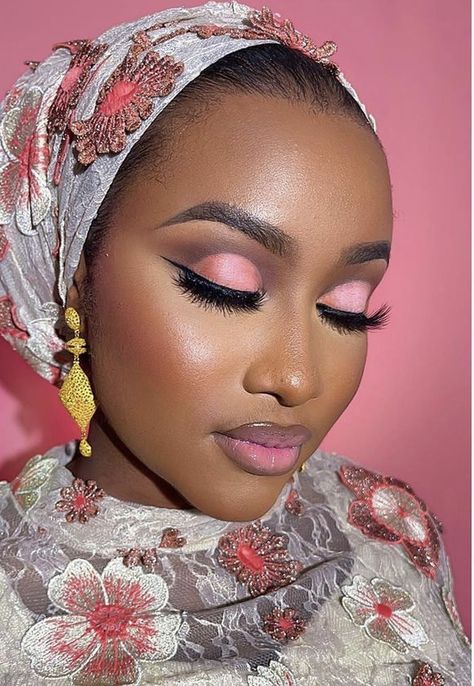 Nigerian makeup 🇳🇬 #makeup #nigerian Nigerian Owambe Makeup, Formal Makeup Inspiration, Nigerian Makeup, Ankara Short, Ankara Short Gown Styles, Face Study, Casual Makeup, Makeup Board, African Inspired Clothing