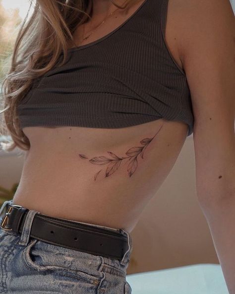 Girl Rib Tattoos, Minimal Tattoo Designs, Rib Tattoos For Women, Minimal Tattoos, Minimal Tattoo Design, Stomach Tattoos, Spine Tattoos, Female Tattoo, Elegant Tattoos