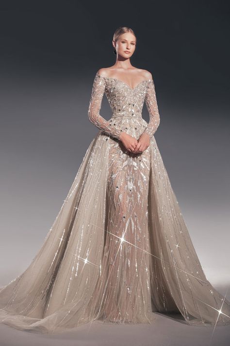 Wedding Dresses Zuhair Murad, Farasha Abaya, Zuhair Murad Bridal, Zuhair Murad Dresses, V Neck Prom Dresses, Princess Wedding Dress, فستان سهرة, Engagement Dresses, Zuhair Murad