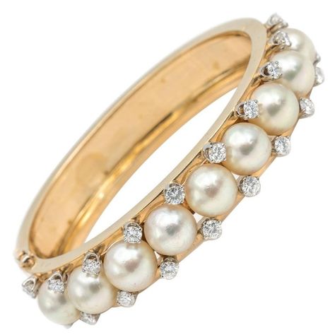 Pearl Bangle Bracelet, Rose Gold Bangle, Pearl Bangle, The Bangles, Vintage Bangles, Diamond Bangles Bracelet, Diamond Jewelry Designs, Gold Bangle Bracelet, Gold Bangle