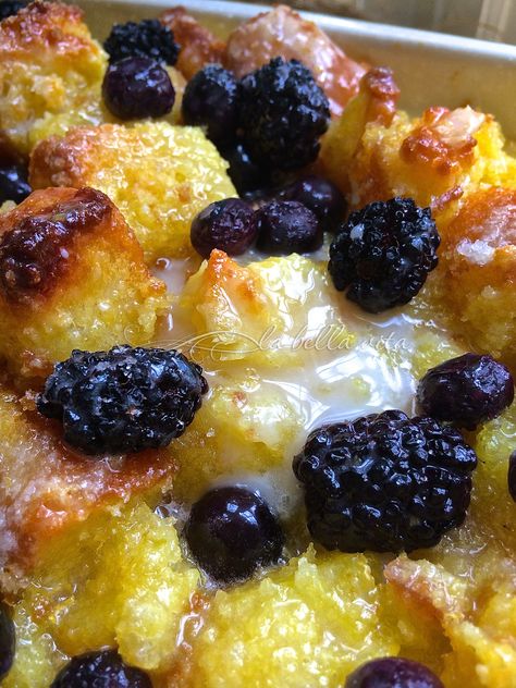 blackberry and blueberry bread pudding with limoncello glaze Limoncello Glaze, Bread Glaze, Custard Bread Pudding, Blackberry Bread, Blueberry Bread Pudding, Biscuit Pudding, Limoncello Recipe, Blueberry Bread, Bread Pudding Recipe