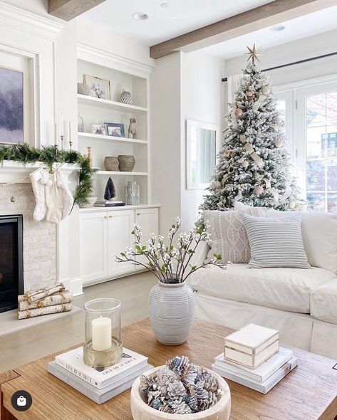 LUX decor on Instagram: “This white Christmas living room is getting us so excited! Who did some last minute Christmas shopping today? Designed by: @cedarlanehomeco” Life On Cedar Lane, Neutral Christmas Decor, Christmas Living Room, Neutral Christmas, Christmas Tours, Christmas Living Rooms, Indoor Christmas Decorations, Indoor Christmas, Living Room Style