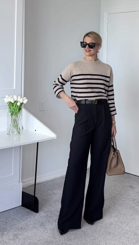 Stripe Pants Outfit, Wide Leg Trousers Outfit, Smart Casual Work Outfit, Look Office, Smart Casual Work, Classic Style Outfits, Classy Work Outfits, Stylish Work Outfits, Office Outfit