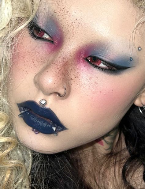 Smoky Orange Eye Makeup, Paint Makeup Look, Colorful Punk Makeup, Experimental Makeup Looks, Bright Color Makeup Looks, Cyberpunk Makeup Ideas, Chaotic Makeup, Blue And Red Makeup, Blue Goth Makeup