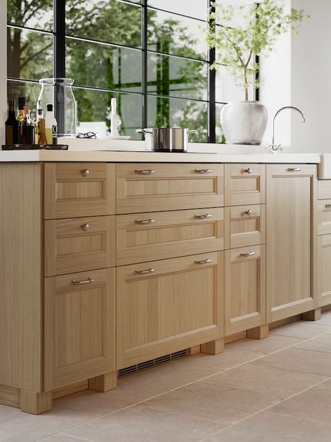 Ikea Vedhamn Kitchen, Ikea Vedhamn Oak, Vedhamn Kitchen Ikea, Ikea Vedhamn, Metod Kitchen, Kitchen Ikea, Plant Kitchen, Kitchen Guide, Ikea Food