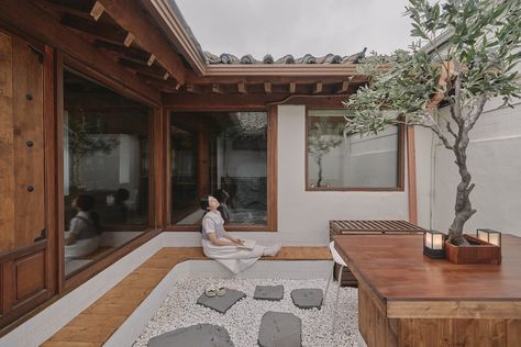 Japan House Design, Japandi House, Muji Home, Japanese Home Design, Japanese Style House, Japan Architecture, Japanese Room, Japanese Interior Design, Minimal House Design