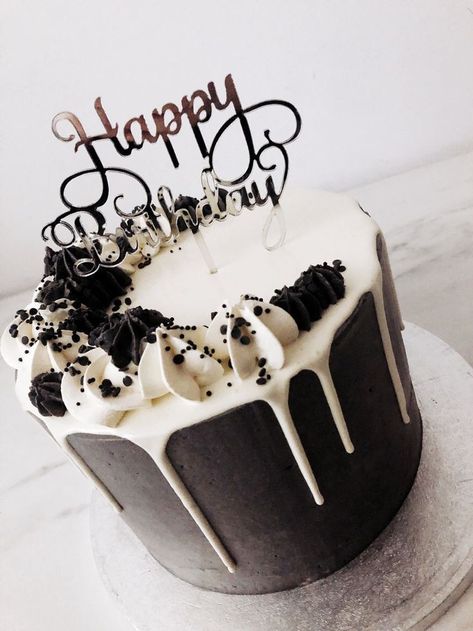 Birthday Cake For Boyfriend, Small Birthday Cakes, Chocolate Cake Designs, Chocolate Drip Cake, Birthday Cake For Him, Homemade Birthday Cakes, Elegant Birthday Cakes, Simple Cake Designs, Chocolate Cake Decoration