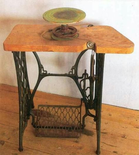 Potters Wheel Diy, Potter Wheel Ideas, Potters Wheel Projects, Potter Wheel, Pottery Wheel Diy, Pottery Equipment, Pottery Kiln, Antique Sewing Table, Ceramic Tools