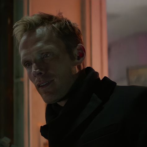 Phrases Aesthetic, Vision Icon, Crimson Dawn, Paul Bettany, Male Actors, Marvel Universe, Universe, Marvel, Actors