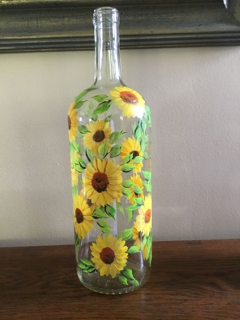 Yellow Bottle Art, Sunflower Glass Painting, Flower Painting On Bottle, Sunflower Bottle Painting, Flower Painting On Glass Bottles, Easter Decorations Kids, Easter Decorations Dollar Store, Flower Pot Art, Easter Decorations Diy Easy