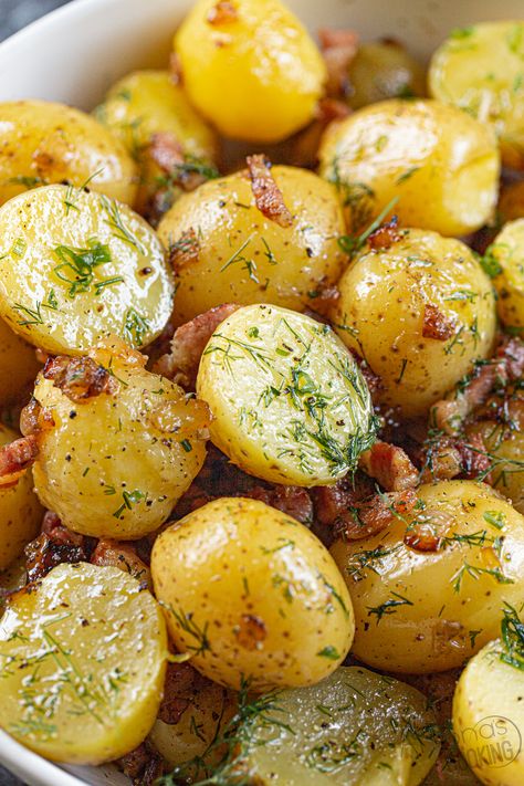 baby potatoes in a bacon and onion butter sauce and fresh dill and green onions #vegetables #young #potatoes #baby #recipe Potato Recipes For Dinner, Gold Potato Recipes, Potatoe Dinner Recipes, Boiled Baby Potatoes, Scalloped Potatoes Crockpot, Baby Potato Recipes, Baby Potato, Creamer Potatoes, Boiled Dinner