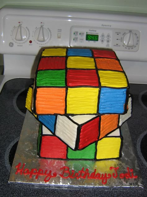 Rubiks Cube on Cake Central Rubiks Cube Party, 80s Birthday Parties, 80s Wedding, Cube Cake, Teen Cakes, Novelty Birthday Cakes, Birthday Cakes For Teens, Rubix Cube, Rubik's Cube