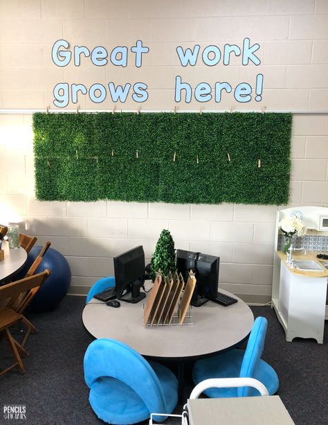 Grass Wall Bulletin Board, Grass Wall Classroom Decor, Greenery Wall In Classroom, Boxwood Bulletin Board Classroom, Displaying Student Work In Classroom, Wow Wall Classroom Display Student Work, Classroom Student Work Display, Boxwood Classroom Decor, Student Corner In Classroom