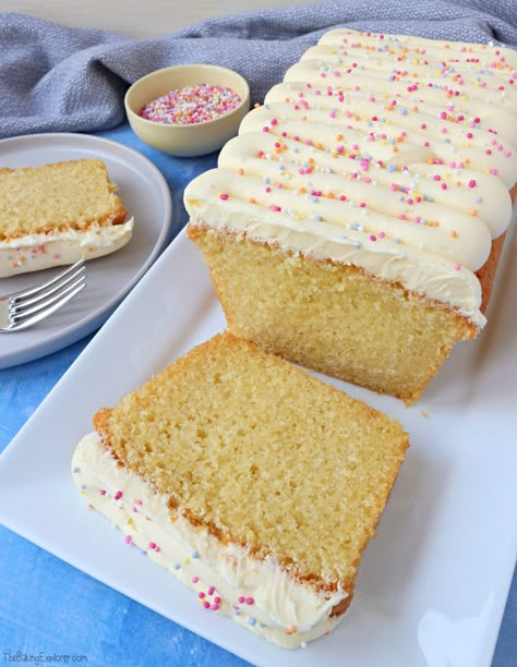 Vanilla Loaf Cake Vanilla Bread Loaf, Birthday Cake Loaf, Easy Tray Bake Recipes, Easter Loaf Cake, The Baking Explorer, Loaf Birthday Cake, Easy Bake Cake Recipes, Loaf Tin Cakes Recipes, Vanilla Loaf Cake Recipe