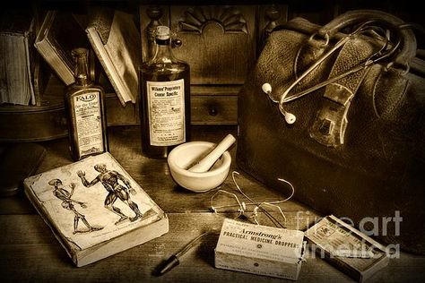 1900s Aesthetic, Victorian Doctor, Candle Cove, Doctor Aesthetic, Doctors Bag, Victor Frankenstein, Aesthetic Doctor, Victorian Aesthetic, Vintage Medical