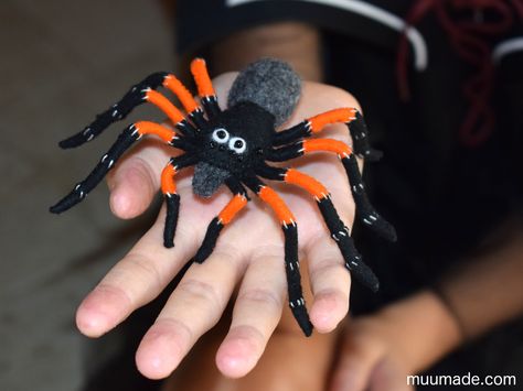 Spider Sewing Pattern, Felt Spider, Felt Creatures, Craft Pipe Cleaners, Eyes Crochet, Tiny Spiders, Halloween Spiders, Beady Eye, Paper Candle