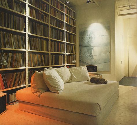 bedroom shelves 80s Interior, Terence Conran, Vintage Interior Design, Retro Interior, Vintage Interior, Decor Minimalist, Cheap Decor, Book Shelf, Cheap Home Decor