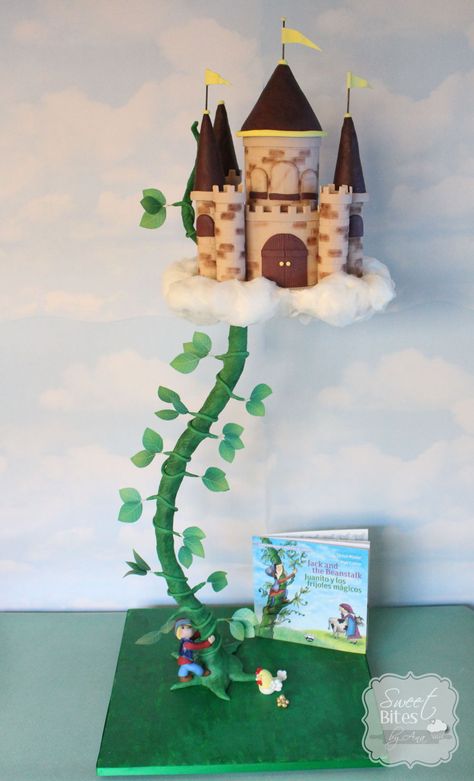 Rolling Blunts, Cake Structure, Gravity Defying Cake, Gravity Cake, Sculpted Cakes, Castle Cake, Jack And The Beanstalk, Paper Towel Roll Crafts, Novelty Cakes