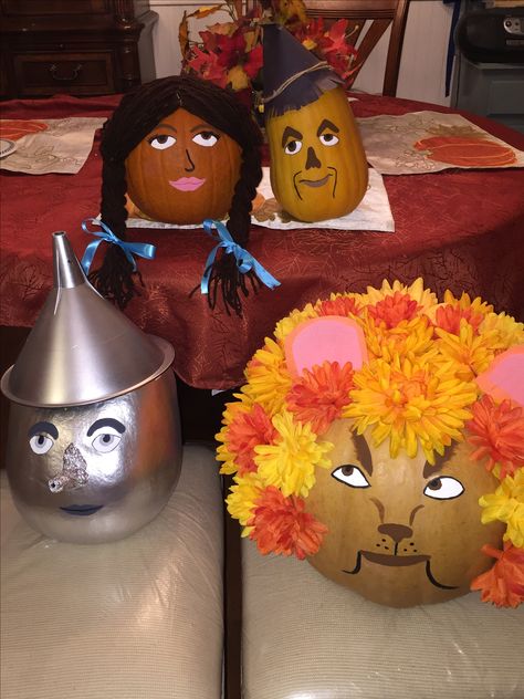 Wizard of Oz pumpkins that I hand painted. Wizard Of Oz Pumpkin Ideas, Wizard Of Oz Pumpkin, Creative Pumpkin Decorating, Pumpkin Contest, Painted Pumpkin, Fall Stuff, Creative Pumpkins, Pumpkin Ideas, Pumpkin Painting