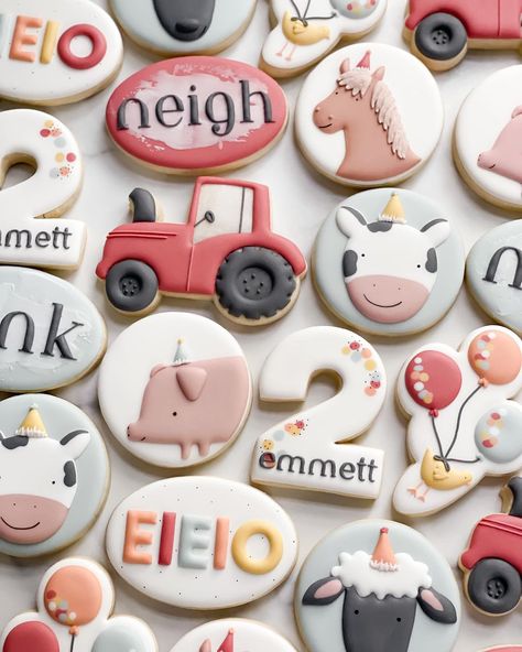 Jess Linstra | I’m obsessed with the little chicken 🎈 #cookies #njcookies #farmbirthdayparty #decoratedcookies #cookiesofinstagram #farmcookies | Instagram Farm Animal Birthday Cookies, Farm Birthday Cookies, Farm Cookies, Hat Cookies, First Birthday Cookies, Farm Animal Birthday, Farm Birthday Party, Farm Party, Farm Birthday